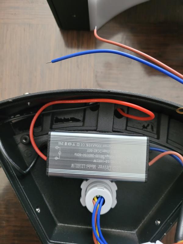 Ouvrir la fenêtre modale de l'avis 1 sur 3