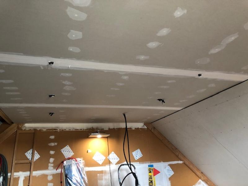 Ouvrir la fenêtre modale de l'avis 1 sur 2