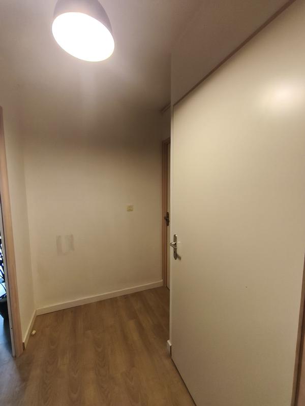 Ouvrir la fenêtre modale de l'avis 1 sur 2