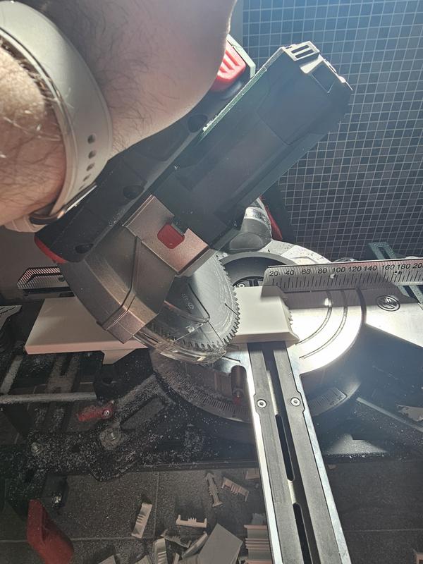 Ouvrir la fenêtre modale de l'avis 1 sur 2