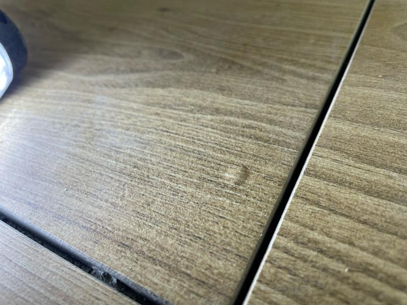 Ouvrir la fenêtre modale de l'avis 1 sur 3