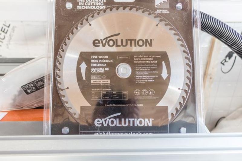 Ouvrir la fenêtre modale de l'avis 1 sur 1