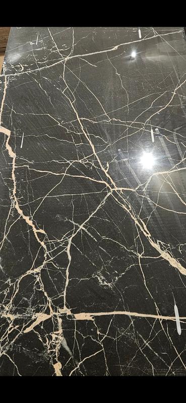 Ouvrir la fenêtre modale de l'avis 1 sur 3