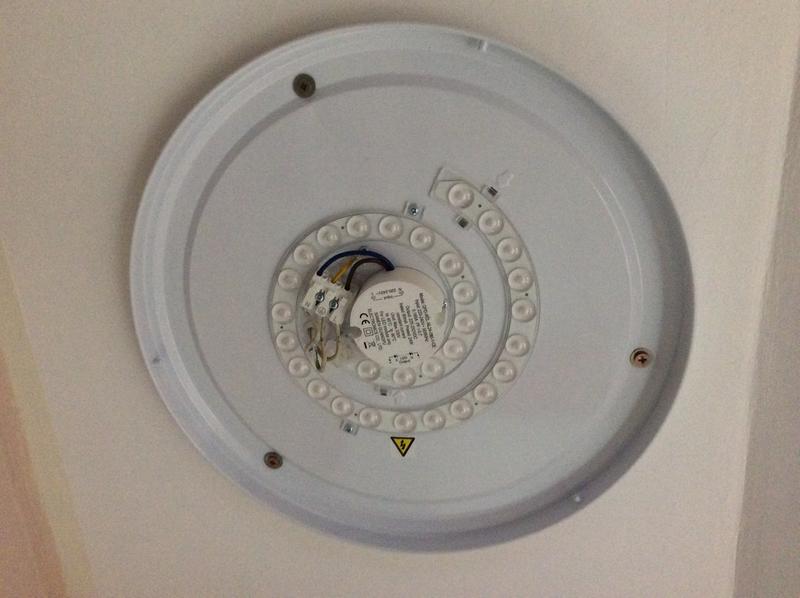 Ouvrir la fenêtre modale de l'avis 1 sur 3