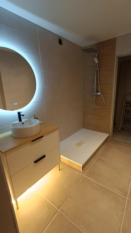 Ouvrir la fenêtre modale de l'avis 1 sur 3