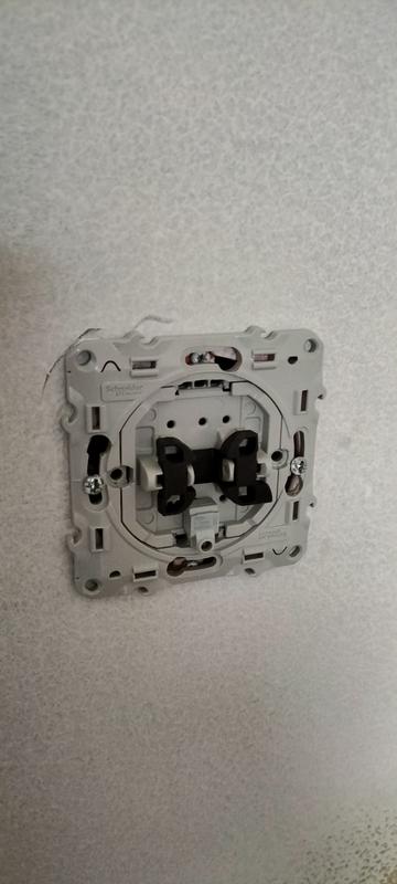 Ouvrir la fenêtre modale de l'avis 1 sur 3