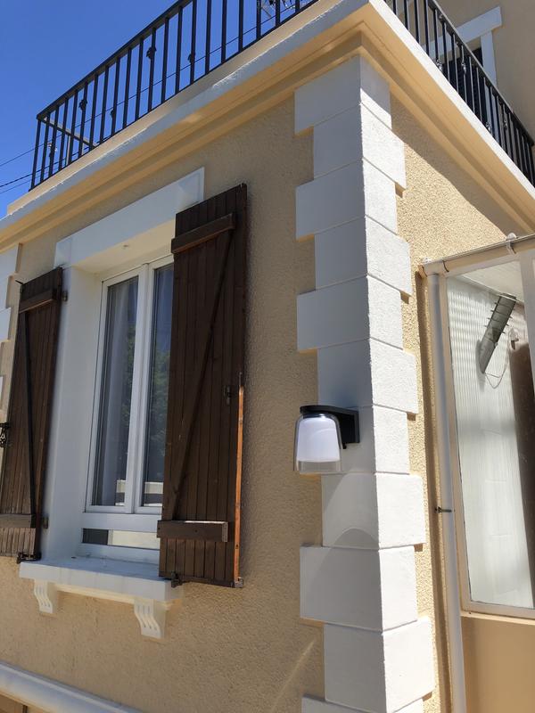 Ouvrir la fenêtre modale de l'avis 1 sur 3