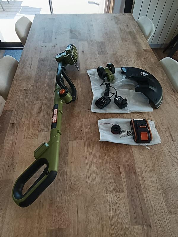 Ouvrir la fenêtre modale de l'avis 1 sur 6