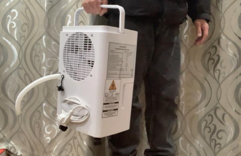 Deumidificatore 12L/giorno – Con Compressore, 3 Modalità, Timer 24h, Serbatoio 2,5L E Tubo Di Scarico, Per Casa, Seminterrato E Camera