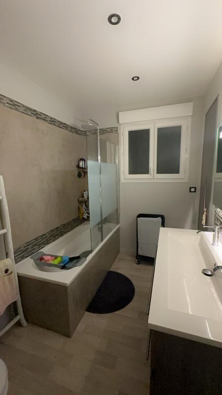 Ouvrir la fenêtre modale de l'avis 1 sur 4