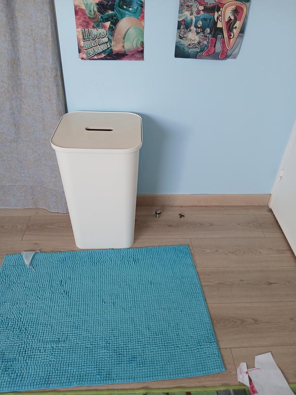 Ouvrir la fenêtre modale de l'avis 1 sur 3