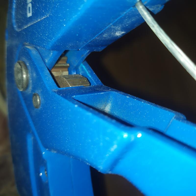 Ouvrir la fenêtre modale de l'avis 1 sur 2