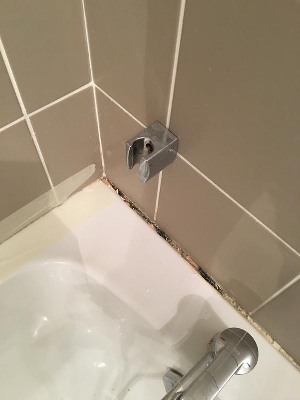 Ouvrir la fenêtre modale de l'avis 1 sur 2