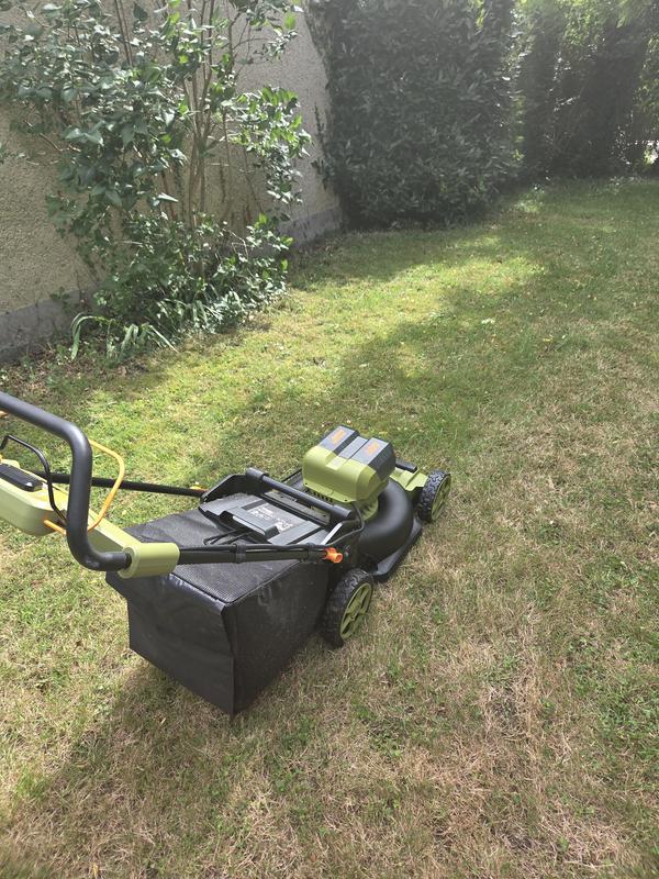 Ouvrir la fenêtre modale de l'avis 1 sur 3