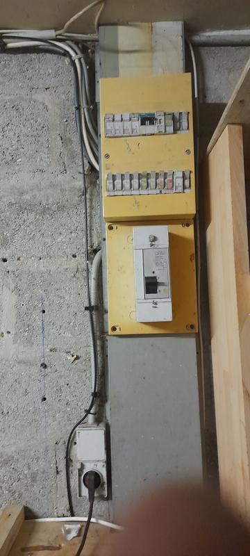 Ouvrir la fenêtre modale de l'avis 2 sur 2