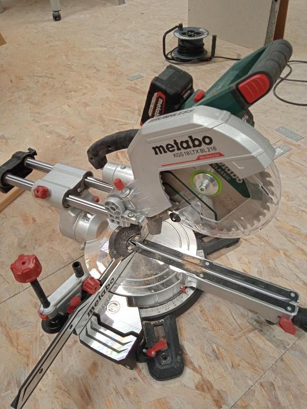 Ouvrir la fenêtre modale de l'avis 2 sur 3