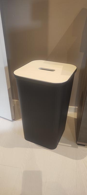 Ouvrir la fenêtre modale de l'avis 1 sur 3