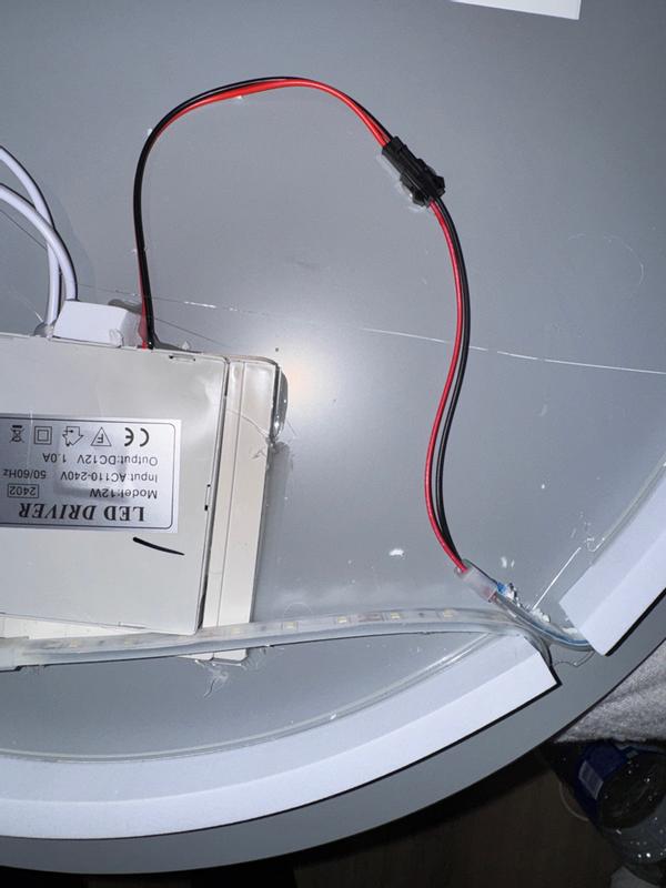 Ouvrir la fenêtre modale de l'avis 1 sur 2