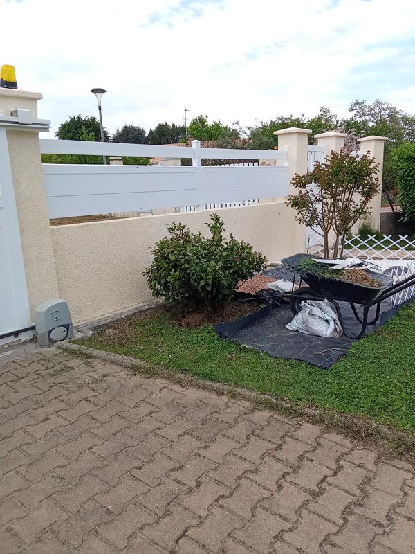 Ouvrir la fenêtre modale de l'avis 1 sur 2