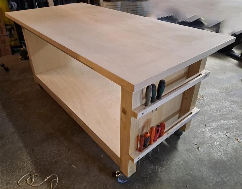 Ouvrir la fenêtre modale de l'avis 2 sur 3