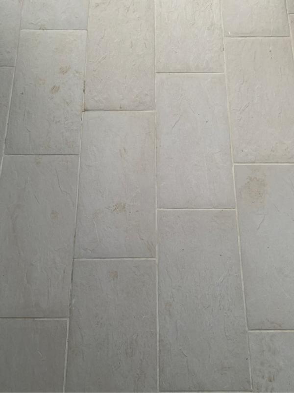 Ouvrir la fenêtre modale de l'avis 1 sur 2