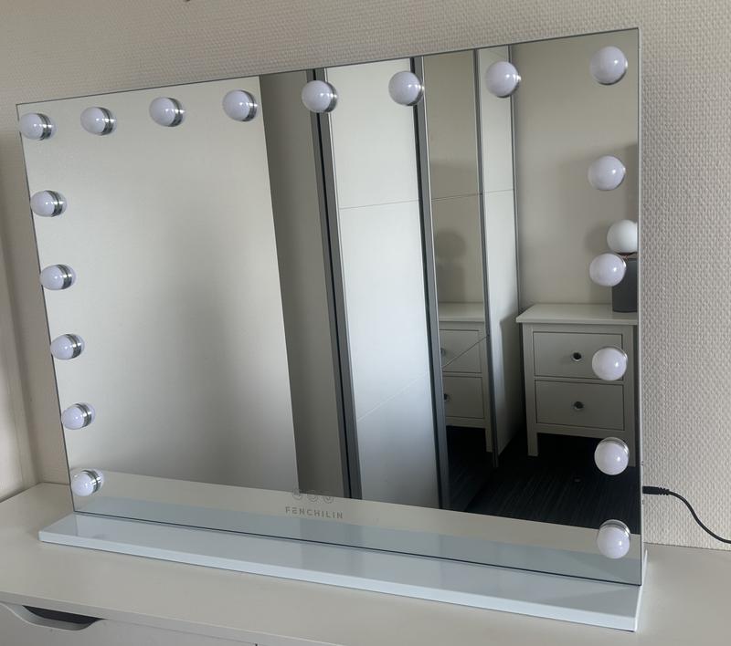 Ouvrir la fenêtre modale de l'avis 1 sur 3