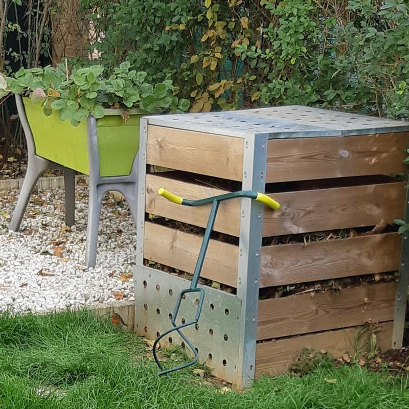 EJWOX Aérateur de compost – Tourneur de compost manuel et outil de mélange  pour bacs à compost extérieurs, outil de tournage de compost à manivelle  rotative en acier inoxydable : : Terrasse
