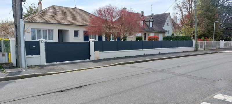 Ouvrir la fenêtre modale de l'avis 1 sur 1