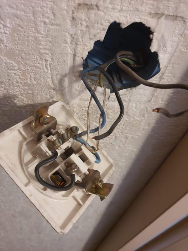 Ouvrir la fenêtre modale de l'avis 3 sur 4