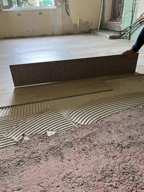 Ouvrir la fenêtre modale de l'avis 1 sur 2