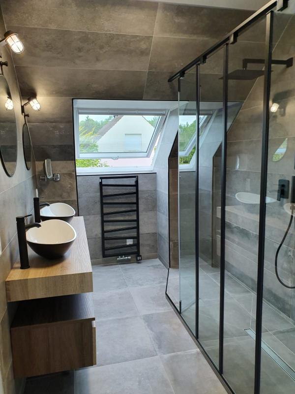 Ouvrir la fenêtre modale de l'avis 1 sur 2