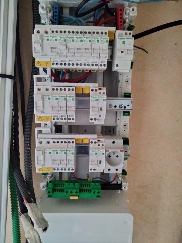 Tableau Electrique à équiper AEG CLASSIC, 2 Rangées, 26 Modules