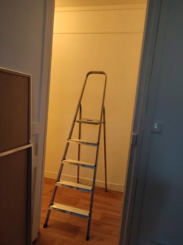 Ouvrir la fenêtre modale de l'avis 1 sur 2