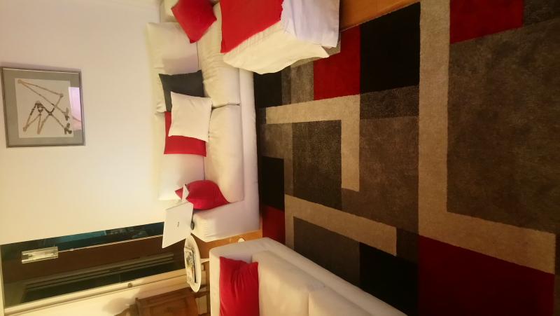 Revisione aperta modale 1 su 1