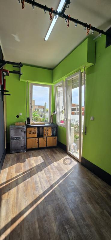Ouvrir la fenêtre modale de l'avis 1 sur 1