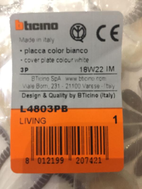 Placca BTICINO Living International 3 moduli bianco