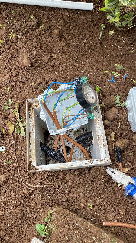 Revisione aperta modale 1 su 1