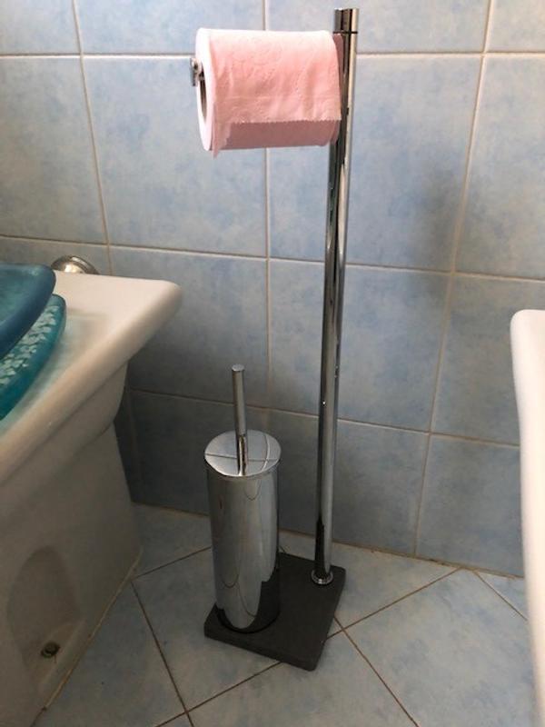 Piantana porta rotolo con scopino wc della collezione ''Trilly