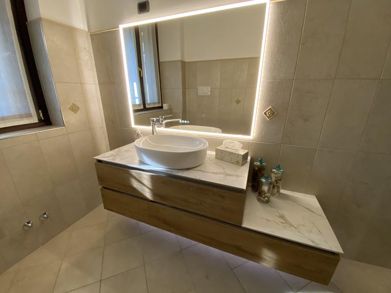 Ouvrir la fenêtre modale de l'avis 2 sur 2