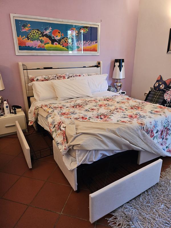 Letto 160x200 cm con ampia testiera - illuminazione LED + porta USB, sistema idraulico, ampio spazio contenitivo, ideale per la camera da letto | Leroy Merlin