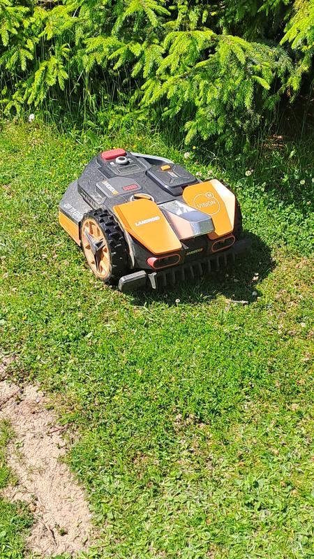 Robot koszący Landroid Vision 800m2 20V 4Ah Worx WR208E - Leroy Merlin
