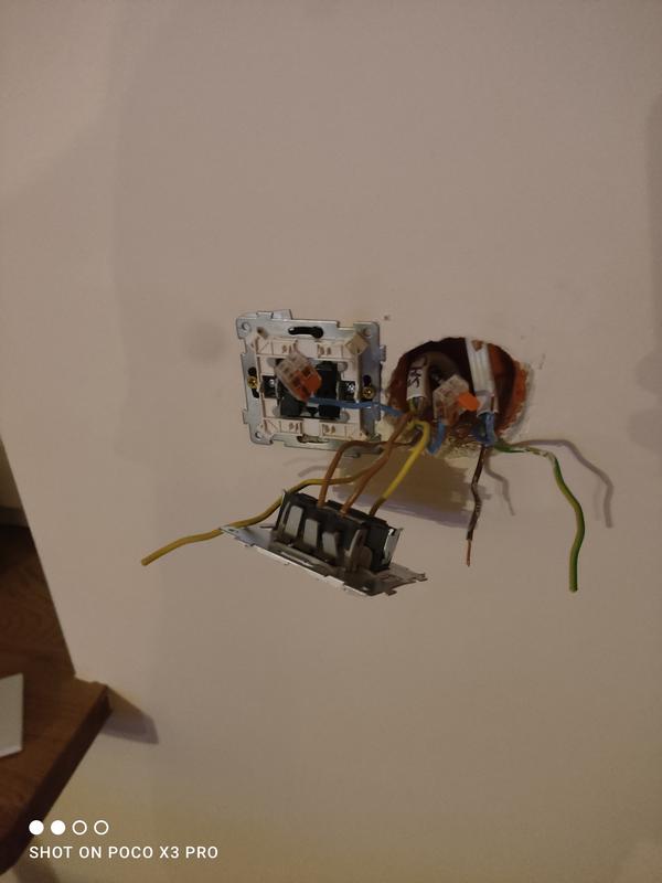 Otwórz okno opinii 1 na stronie 4