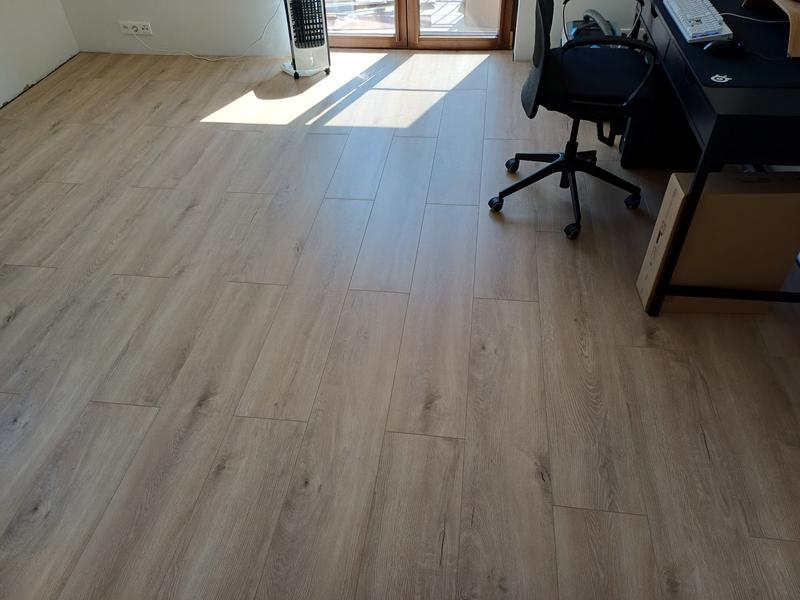 Otwórz okno opinii 1 na stronie 4