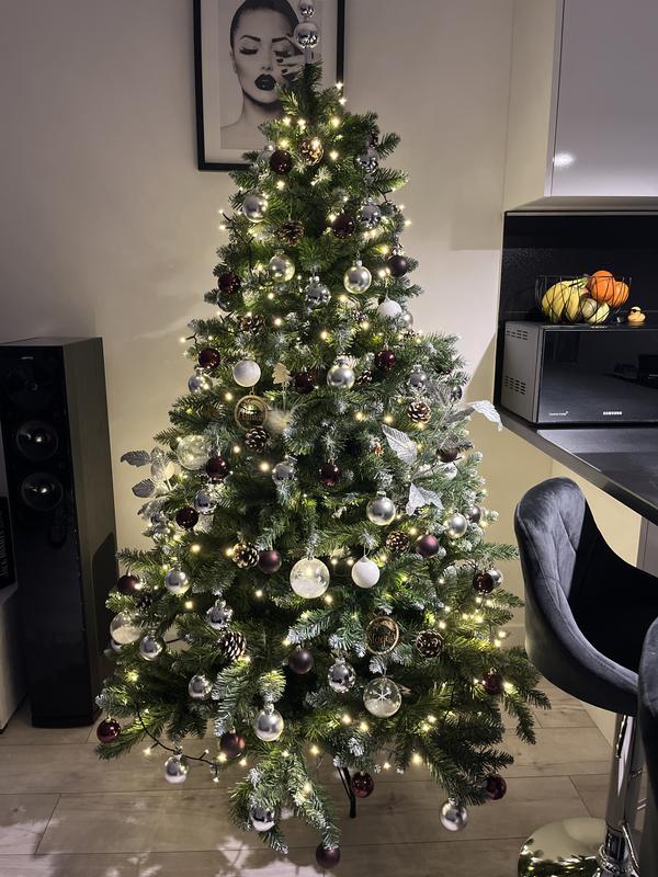 Choinka sztuczna Jodła Oslo 180 cm z szyszkami - Leroy Merlin