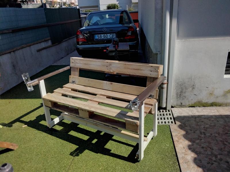 Abra o modal de avaliação 1 de 4