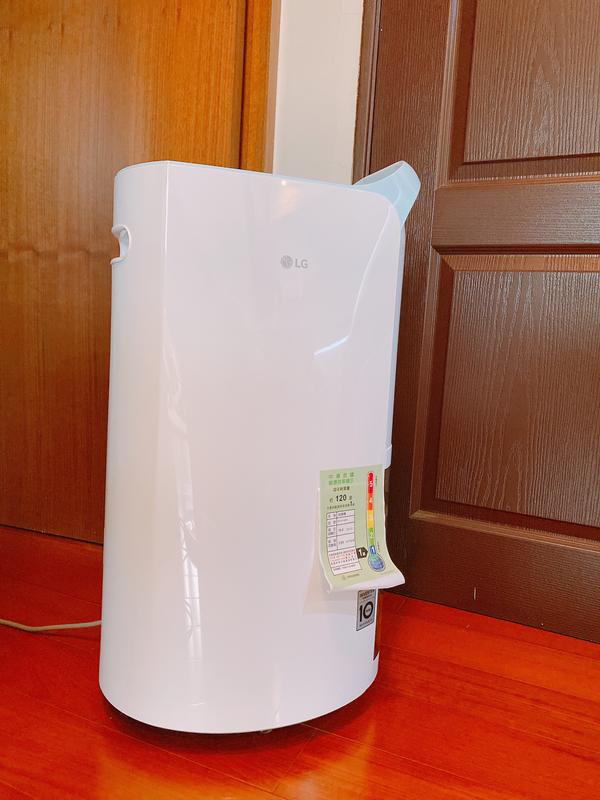 🍎LG Wifi 除湿器 MD161QBK1 (ユウワン) 保土ケ谷の季節、空調