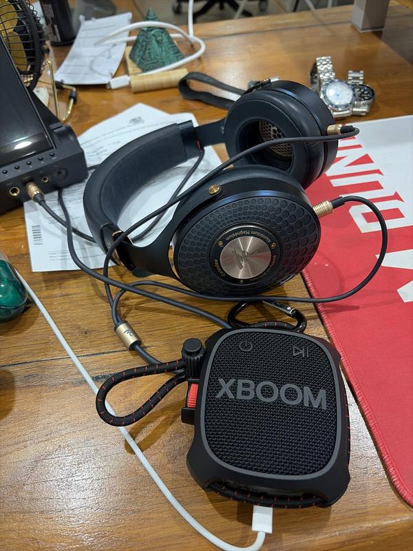 ポータブルスピーカー LG XBOOMGo XG2T（2個パック） | LG Japan