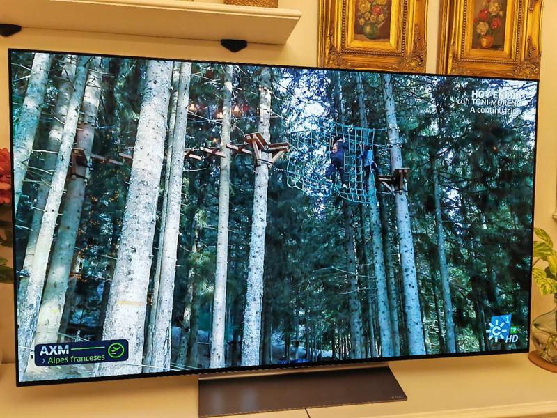 Este pepino de TV QLED 65 de Samsung está casi al 50% en el Prime Day de