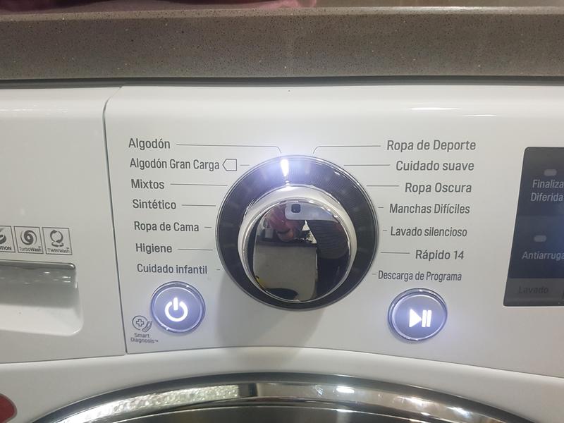 6 Motion DD Washing Machine with TurboWash™ - FH495BDN2 | LG UK