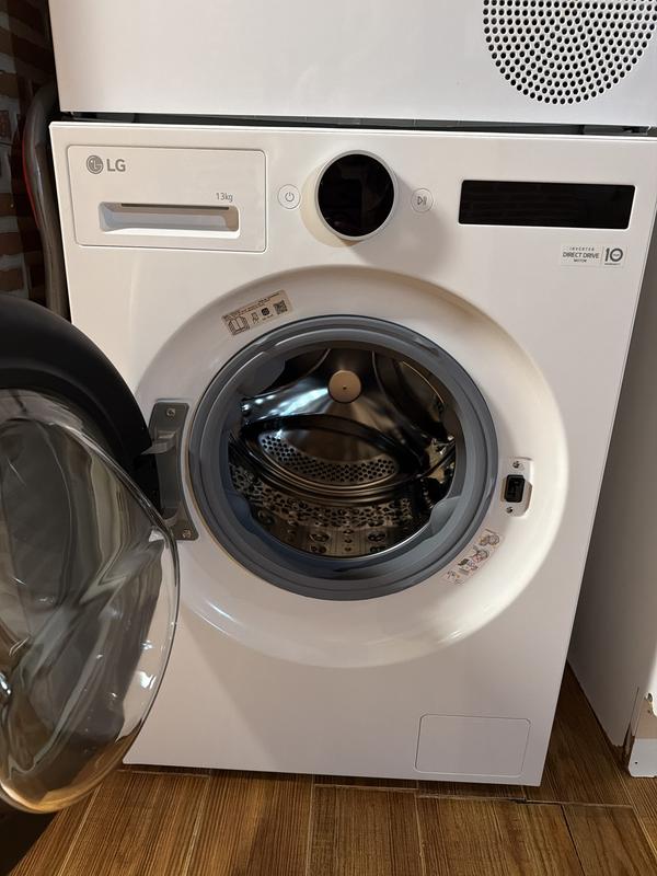 Lavatrice LG F2WR5S09A0W Serie 500 Slim - 9kg, 1200rpm, Vapore, AI Direct Drive, Bianco